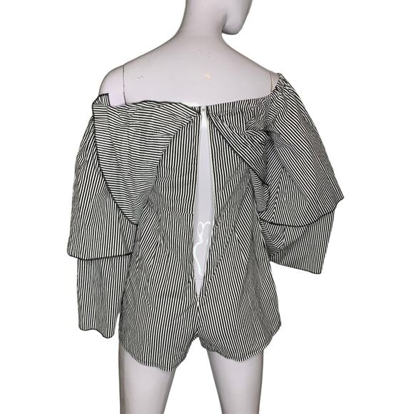 Missguided Women's Romper Stripped Black and White Size 2 Zipper on Back - Picture 9 of 12